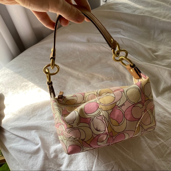 coach baguette purse